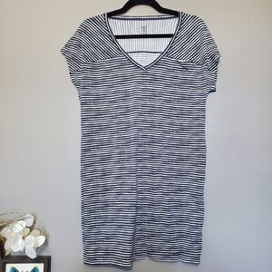 Title Nine Dress Womens Size XS Hiolani Athletic V-neck Black White Stripes 2021